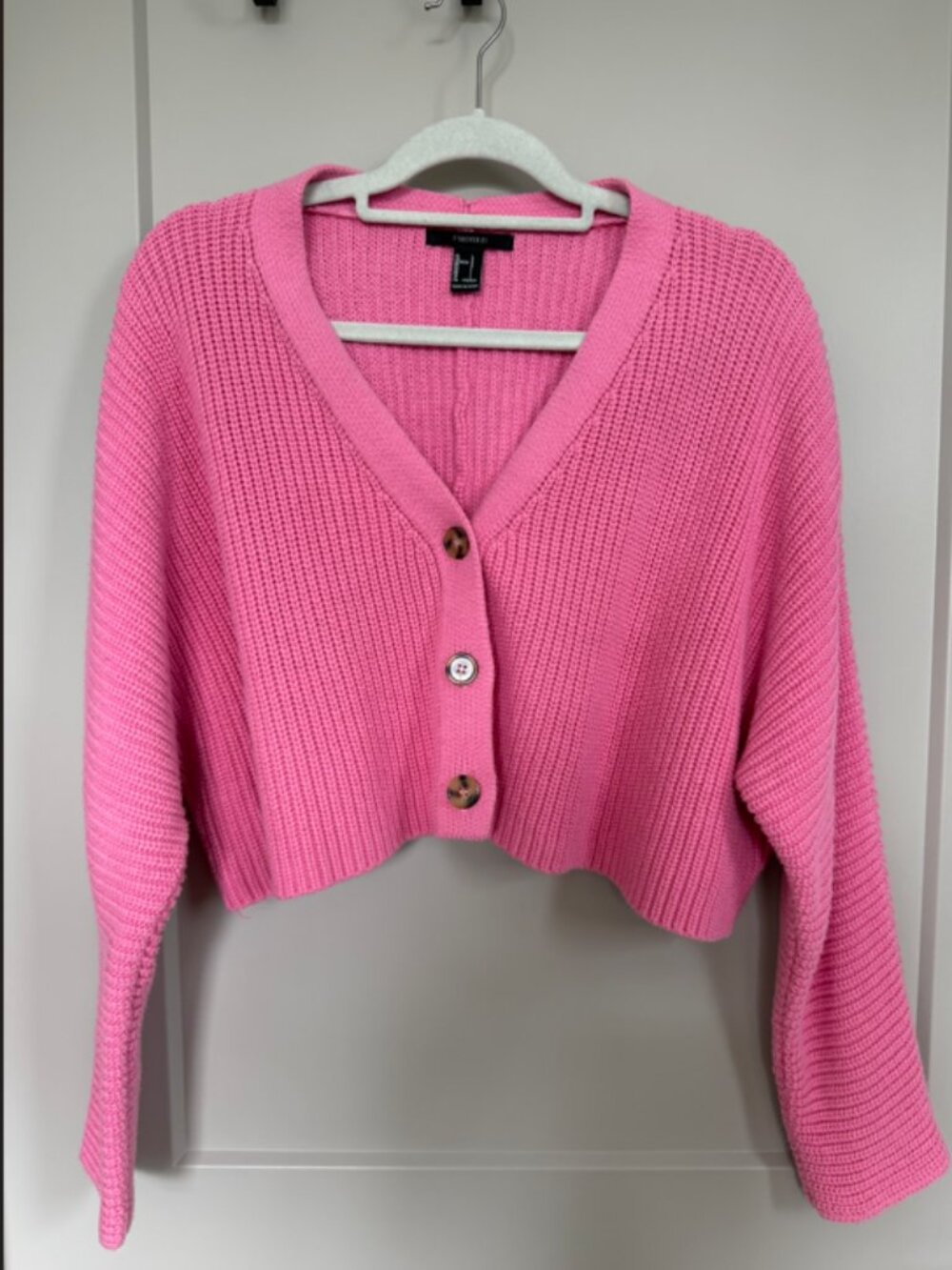 Forever 21 Cropped Pink Cardigan